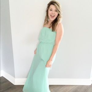 Lightly Worn Forever 21 Blue Strapless Flow Dress